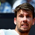 Incredible moment Djokovic hit by bottle at Italian Open